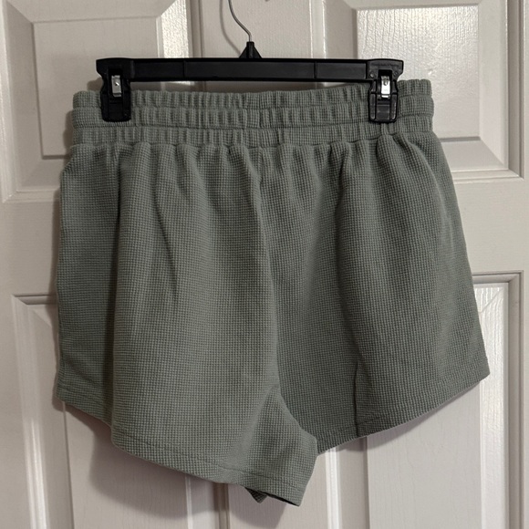 Comfrt Women's Green Waffle Knit Shorts - Picture 3 of 3